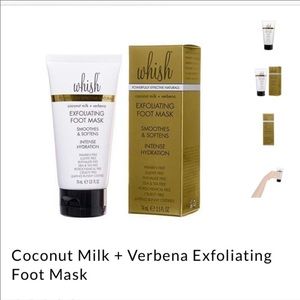 NIB WHISH exfoliating foot mask. Intense hydration